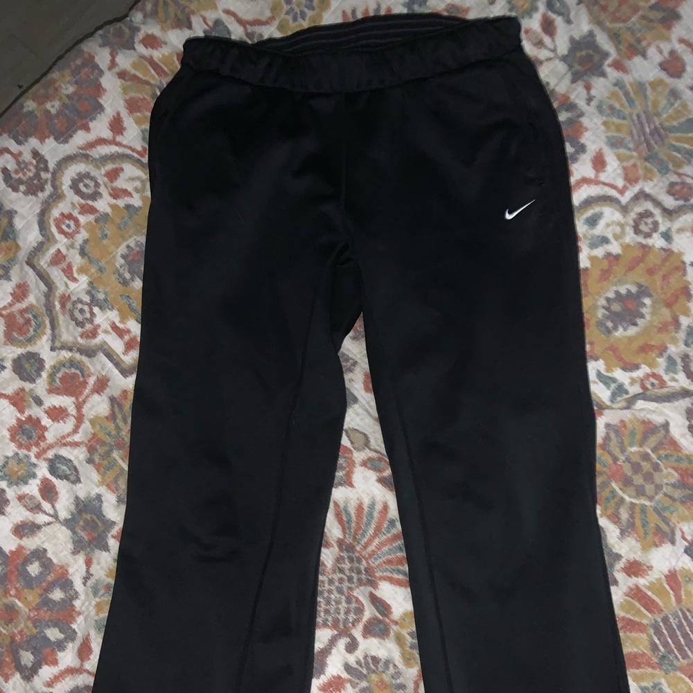 Nike Therma Fit Sweatpants in Medium Black
